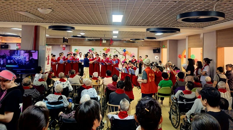 五载情暖桑榆 端午粽香团圆 | 重庆新里程盛景医院老年养护中心开展五周年庆暨端午庆祝联欢活动
